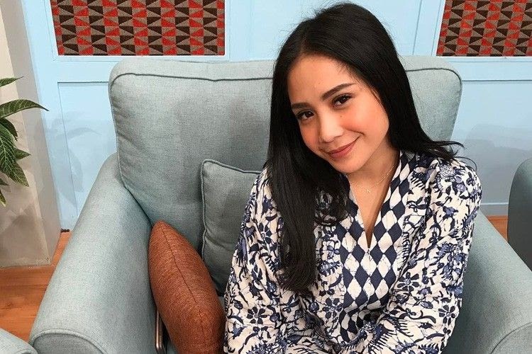  Nagita Slavina Muda  Actris Indonesian