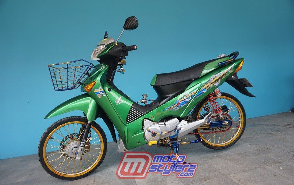 Supra X 125 Modifikasi Warna Putih