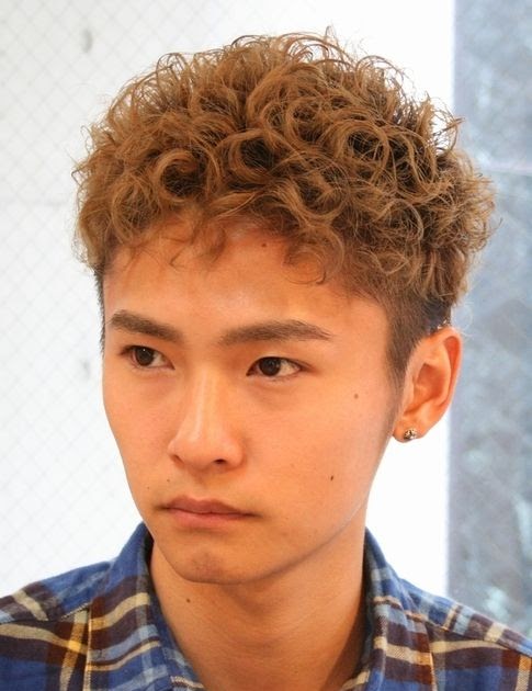 メンズ パーマ ショート 強め Derin Magsi