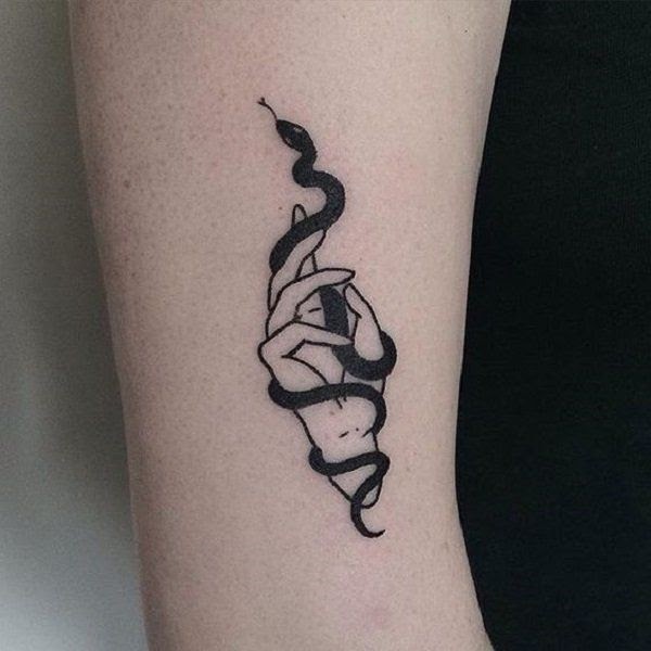 Simple Cute Snake Tattoo | aesthetic guides