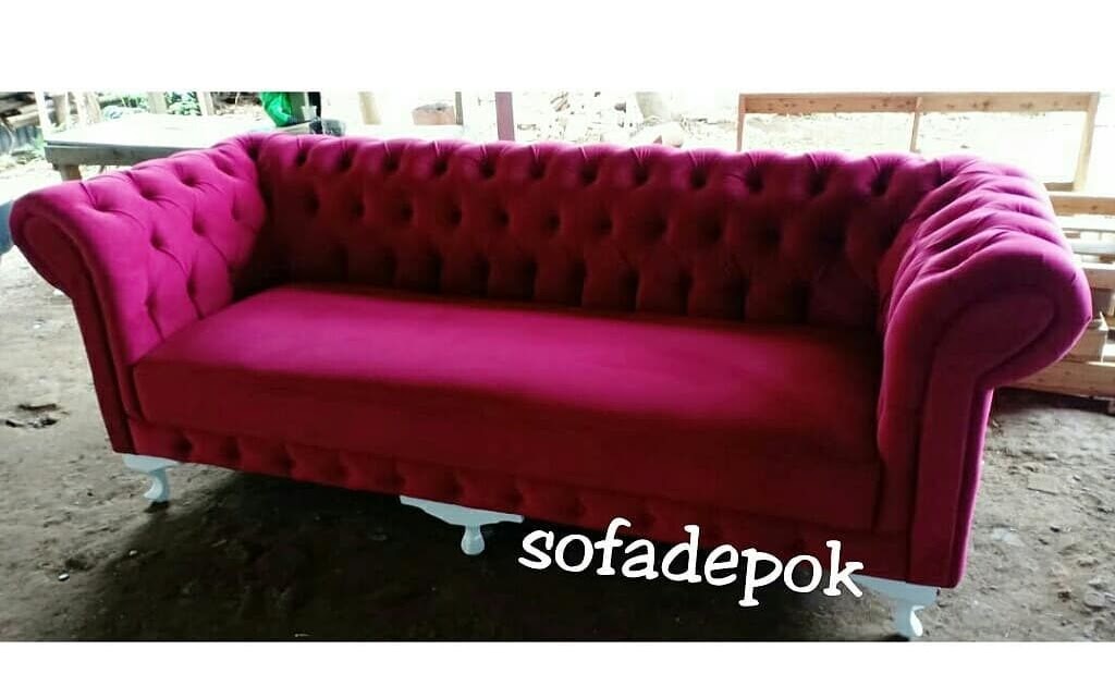  Sofa  Warna  Merah  Marun SOFAKUTA