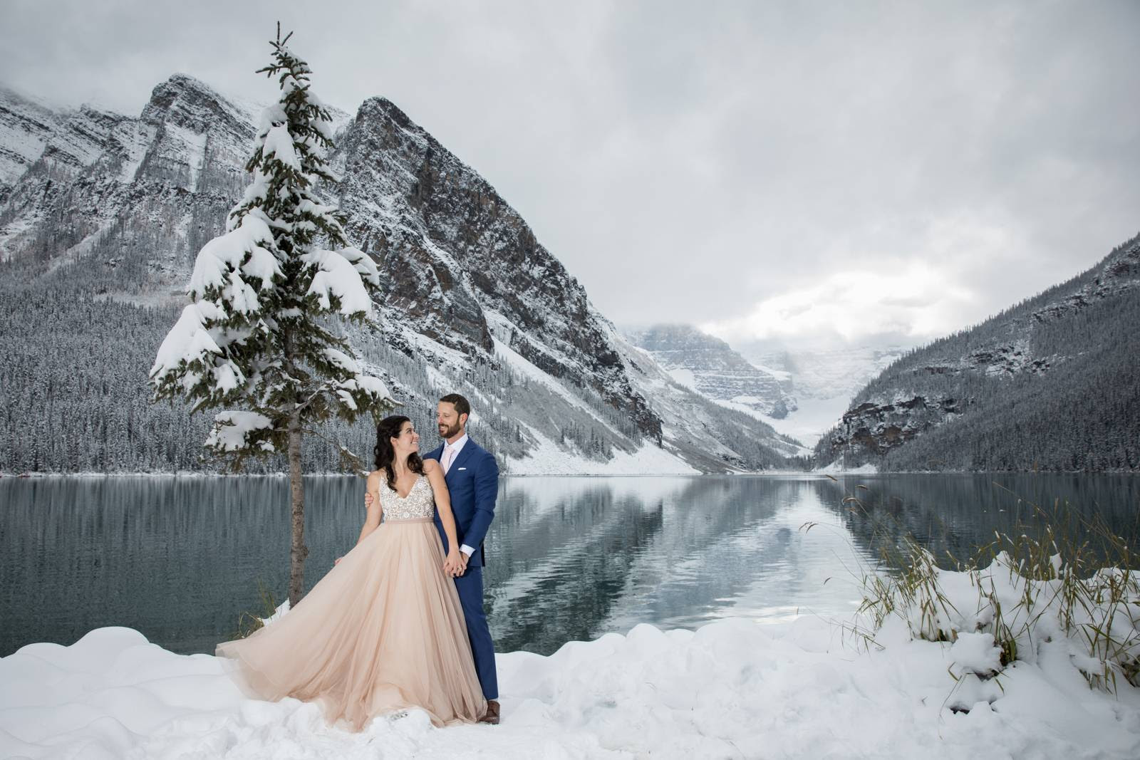 These images were captured by the talented candice dawn shanks of candice dawn photography (who i also worked with for this and this christmas wedding shoot last year). Lake Louise Winter Wonderland Wedding Lake Louise Wedding Photographer Lake Louise Item 10