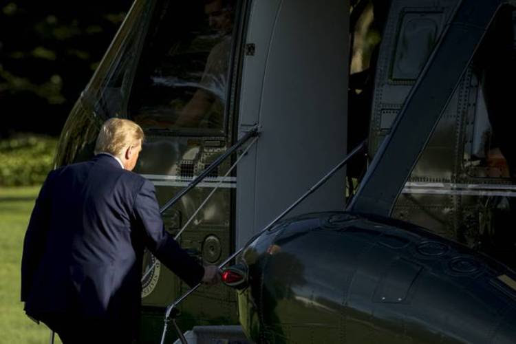 Trump boards Marine One on Thursday. (Andrew Harnik/AP)