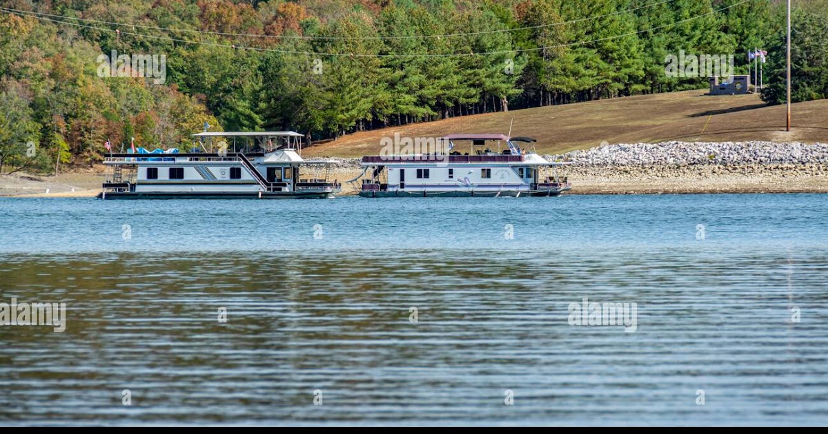 Dale Hollow Houseboat Sales / Elite Boat Sales / See more ...