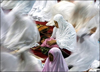 Ayo Baca Sholawat: Shalat Tarawih 20 Rakaat