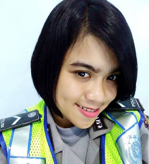 Modis 24+ Foto Rambut Polwan