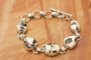 Check spelling or type a new query. Genuine White Buffalo Turquoise Sterling Silver Link Bracelet Treasures Of The Southwest