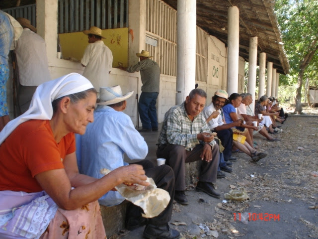 http://www.accionverapaz.org/images/accionverapaz/proyectos/mini_clinica/908.JPG