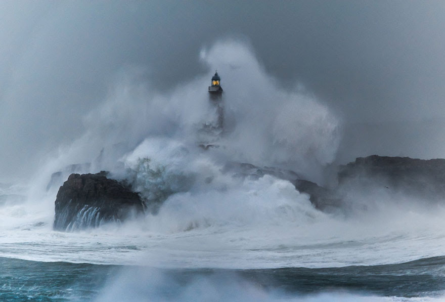 amazing-lighthouse-landscape-photography-24