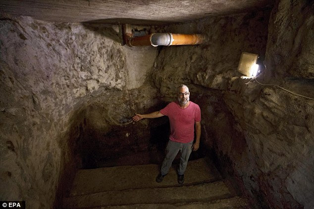 The miqwe shows some signs of damage in a fire, possibly during the seige of Jerusalem by the Romans. They say the discovery reinforces evidence there was a Jewish settlement located in the Ein Kerem area of Jerusalem during the Second Temple Period. The owner of the house is shown in the bath beneath his home