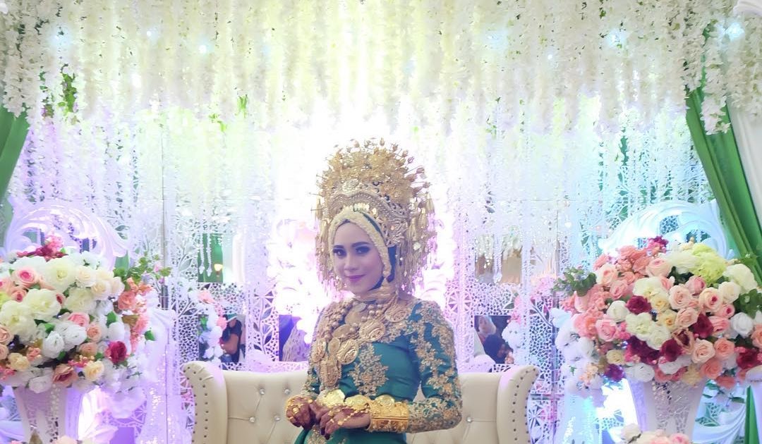  178 Sketsa Gambar Hiasan  Kepala  Pengantin  Gudangsket