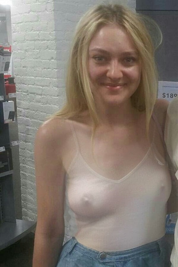 Dakota Fanning nipples