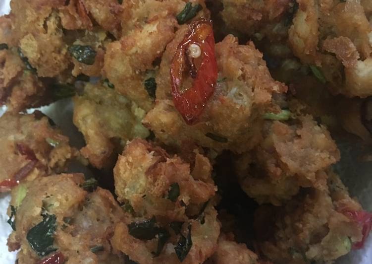 Panduan membuat gampang Cucur ayam rangup - Resepi Melayu