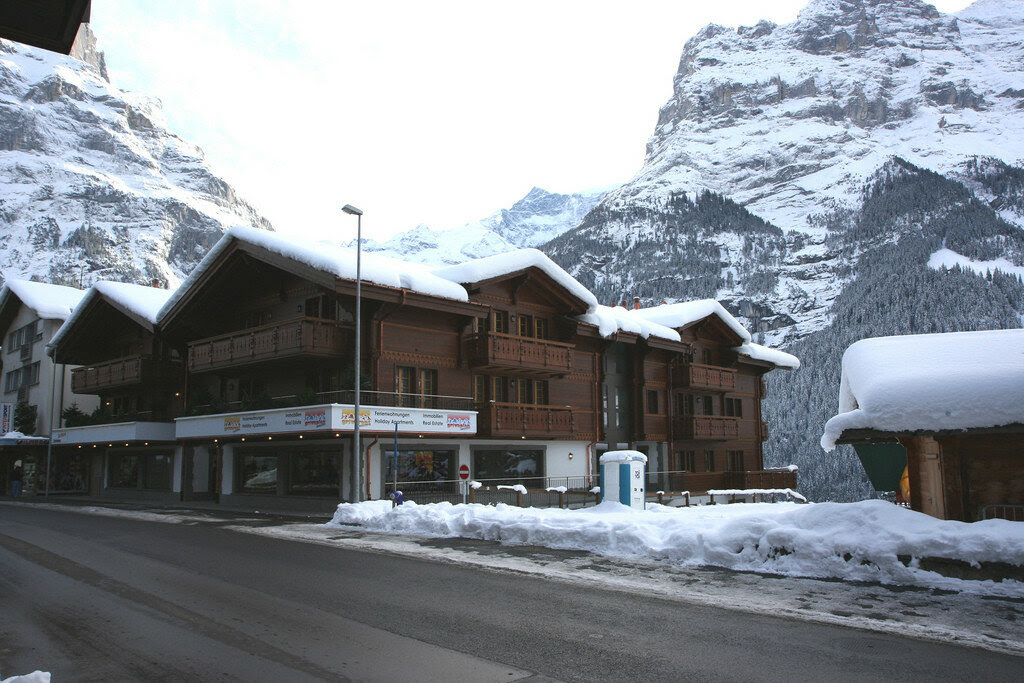 4179095440_e5c02cbe45_b.jpg