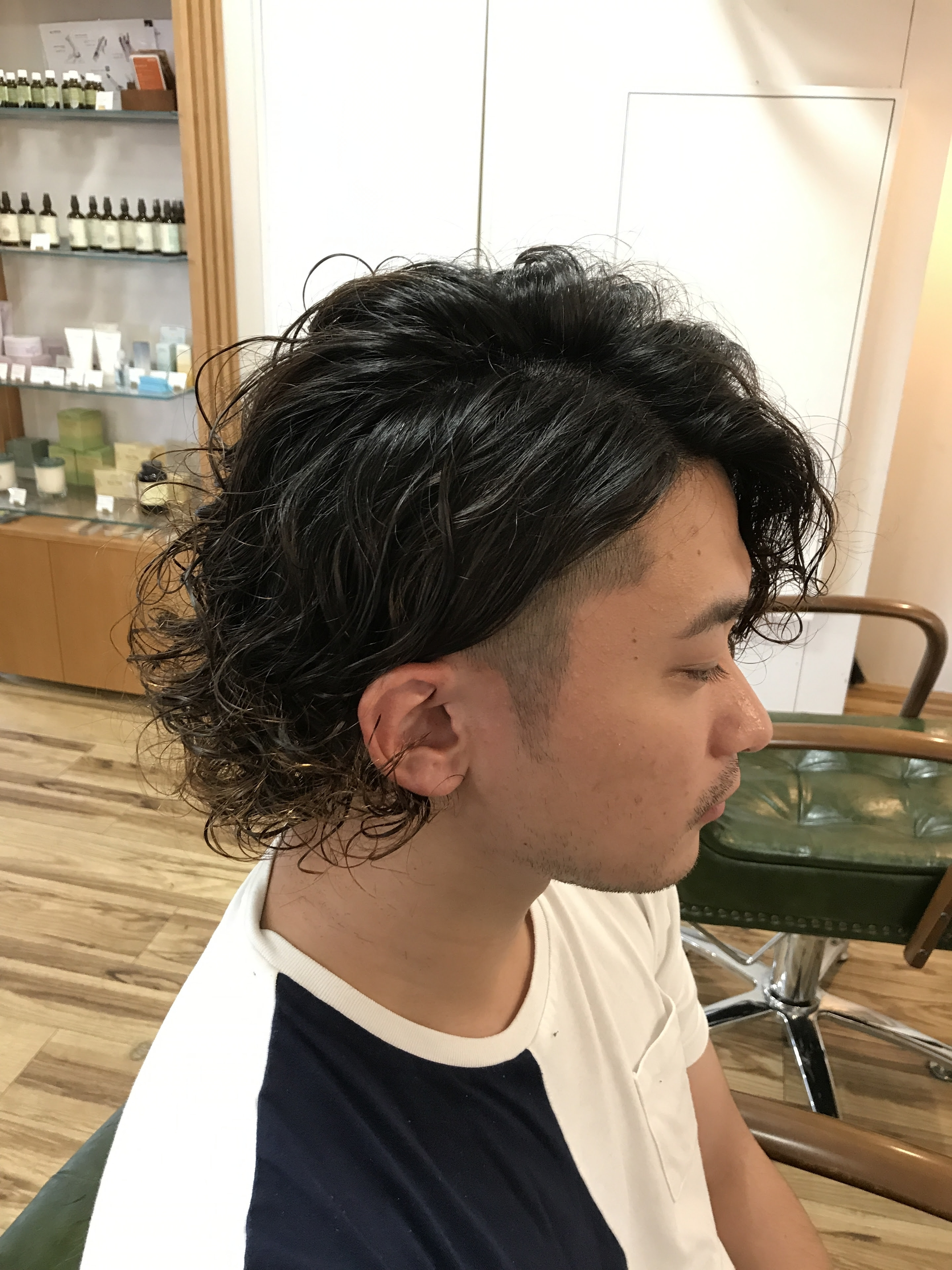 ロイヤリティフリーメンズ パーマ ワイルド ロング 自由 髪型 コレクション