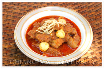 แกงฮังเล, pronounced kɛ̄ːŋ hāŋ lēː) is a northern thai curry dish. Kaeng Hang Le Lanna Food Northern Thai Information Center Chiang Mai University Library