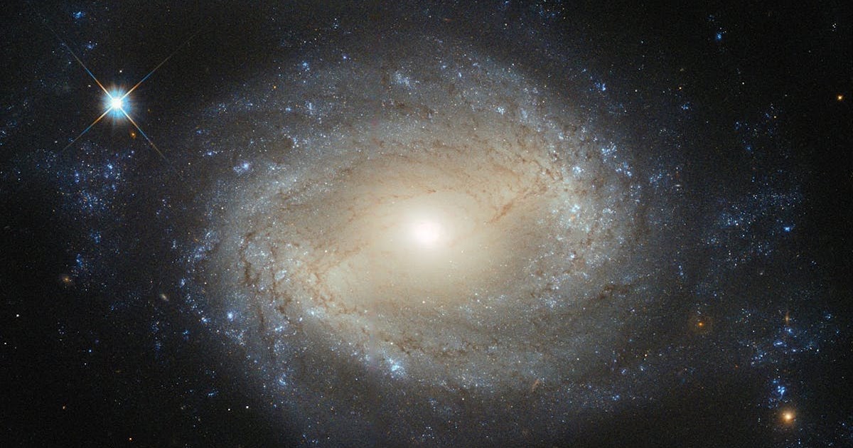 Galaxia Espiral Barrada 2608 - Gustavo Lopez Gustavo9612 Profile Pinterest / B=13.0m o distância ...