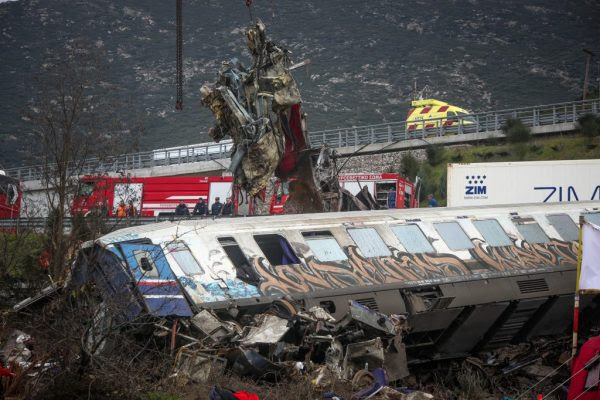 Τέμπη: Η έκθεση του ΑΠΘ για το δυστύχημα στο Άδενδρο – Οι προτάσεις των πραγματογνωμόνων που αγνοήθηκαν