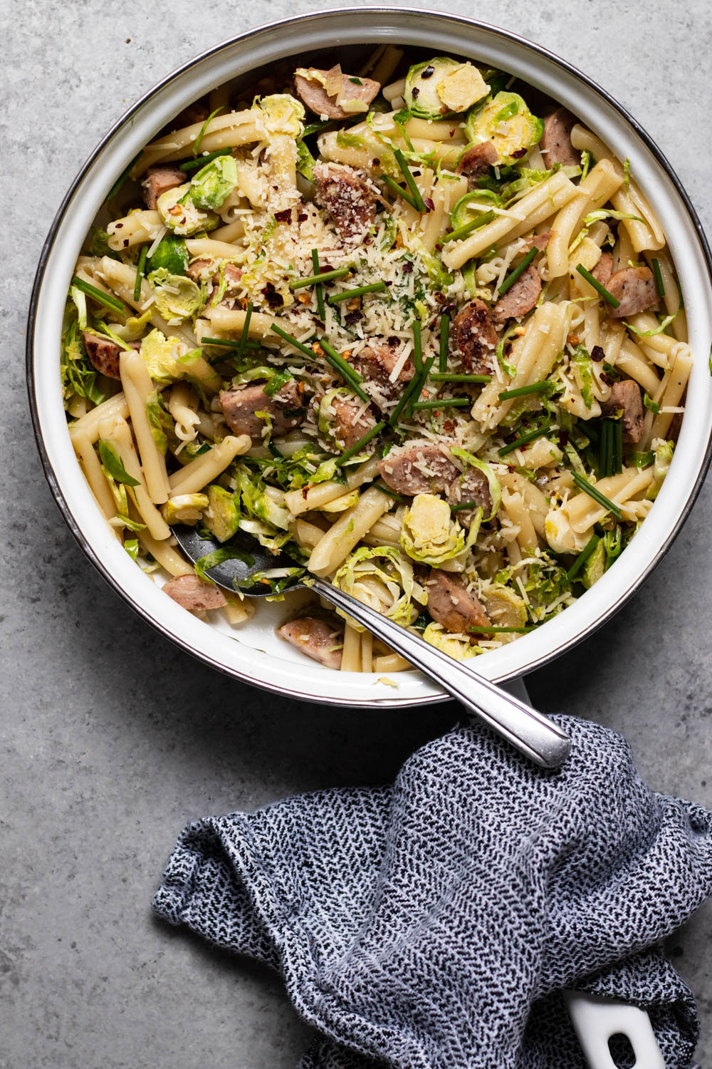 It's easy to make your own patty sausage with just a few healthy ingredients like ground chicken, apples, onion and savory spices like sage and fennel. One Pot Pasta With Brussel Sprouts And Chicken Apple Sausage Amanda Frederickson