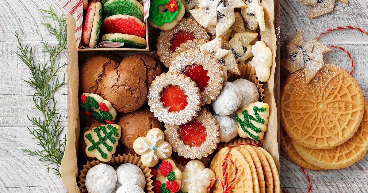 How to Store Christmas Cookies to Keep Them Fresh All