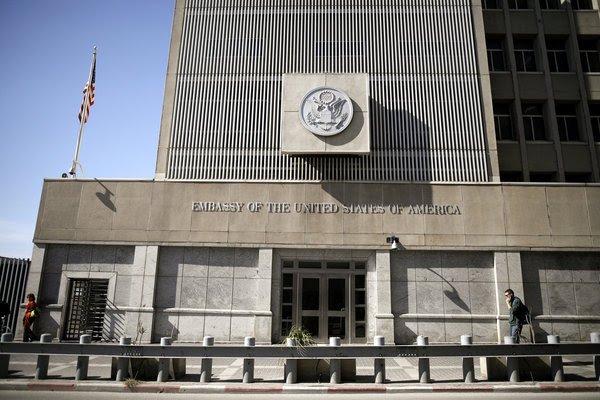 The front of the U.S. embassy in Tel Aviv. (Amir Cohen/Reuters)</p>
