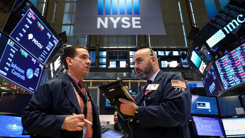 Los mercados vuelven a caer y el Dow Jones reduce su valor en más de 500 puntos