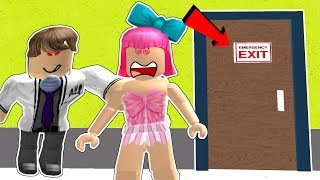 Pat And Jen Roblox Obby Escape Toys R Us How To Get Free Roblox - karinaomg roblox obby escape