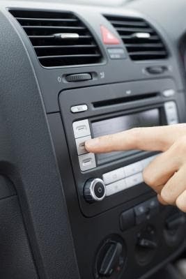How do you enter honda accord radio codes? How To Insert A 2007 Honda Accord Radio Code