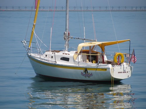 Great Lakes Sailing: Irwin 28 Sailboat Review