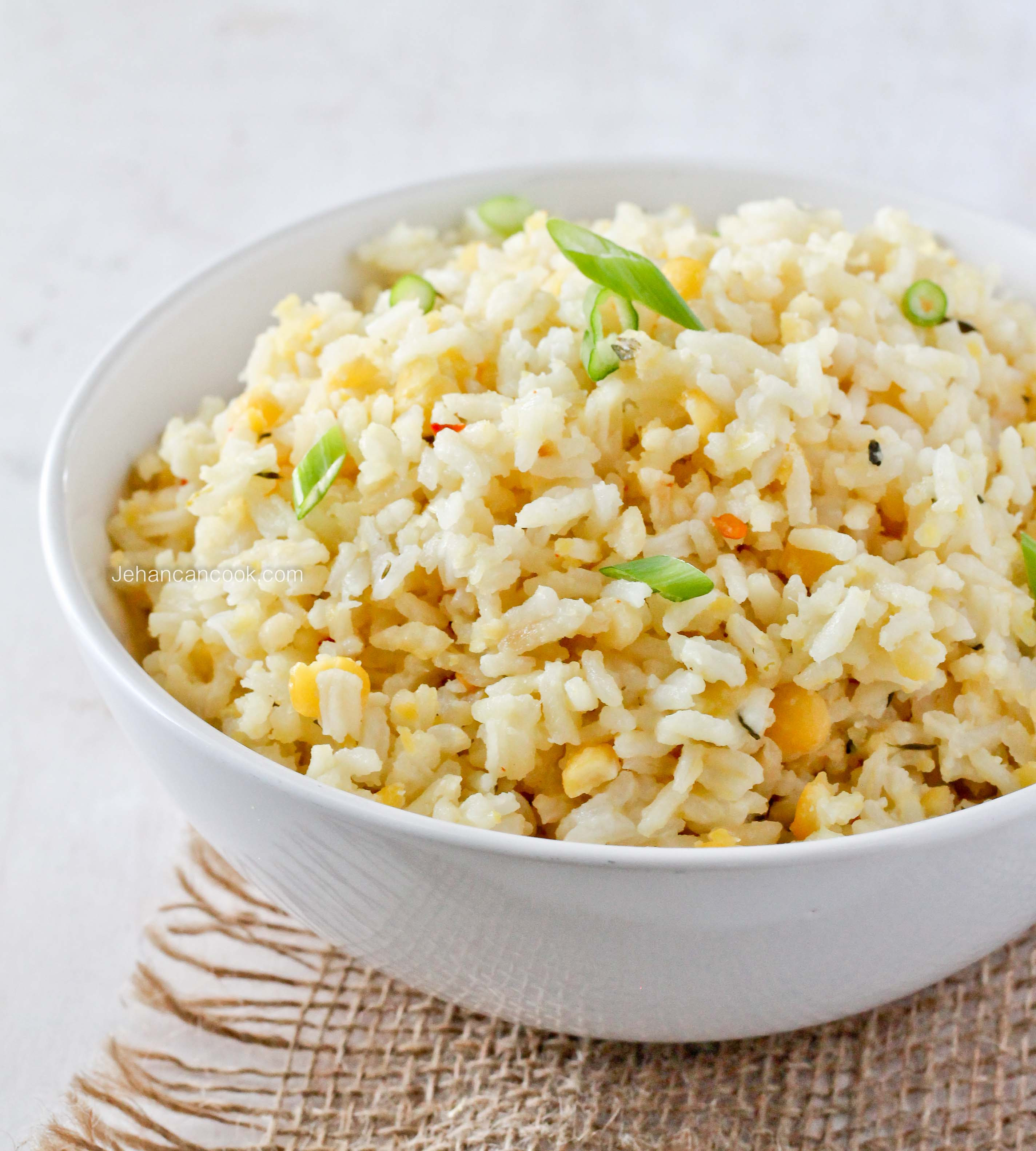 Bring to a boil over high heat, stir,. Seasoned Split Peas Rice Jehan Can Cook