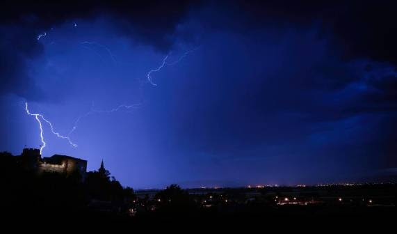 Orages : 33.000 foyers privés d'électricité dans la nuit en Creuse