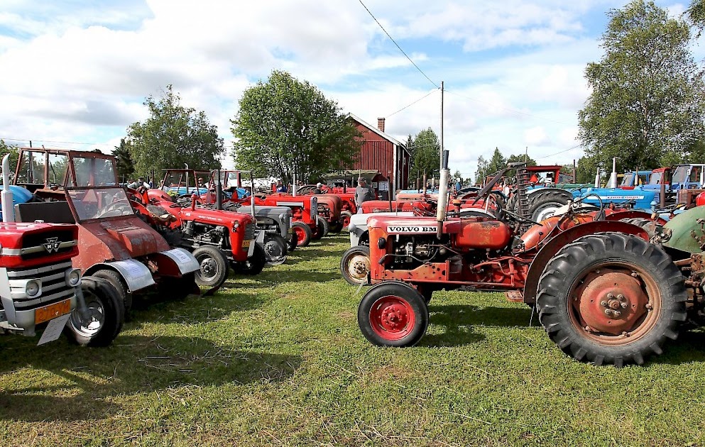 Myytävät vanhat traktorit