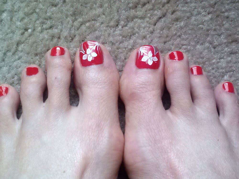 That is great because we have. 15 Flower Pedicure Designs Images Pedicure Toe Nail Designs Flowers French Pedicure With Flower Design And Pedicures With Flowers Newdesignfile Com