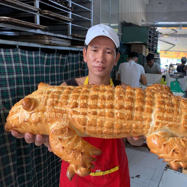 Bánh mì đen như than và những kiểu độc lạ chỉ có ở Việt Nam - Ảnh 9.