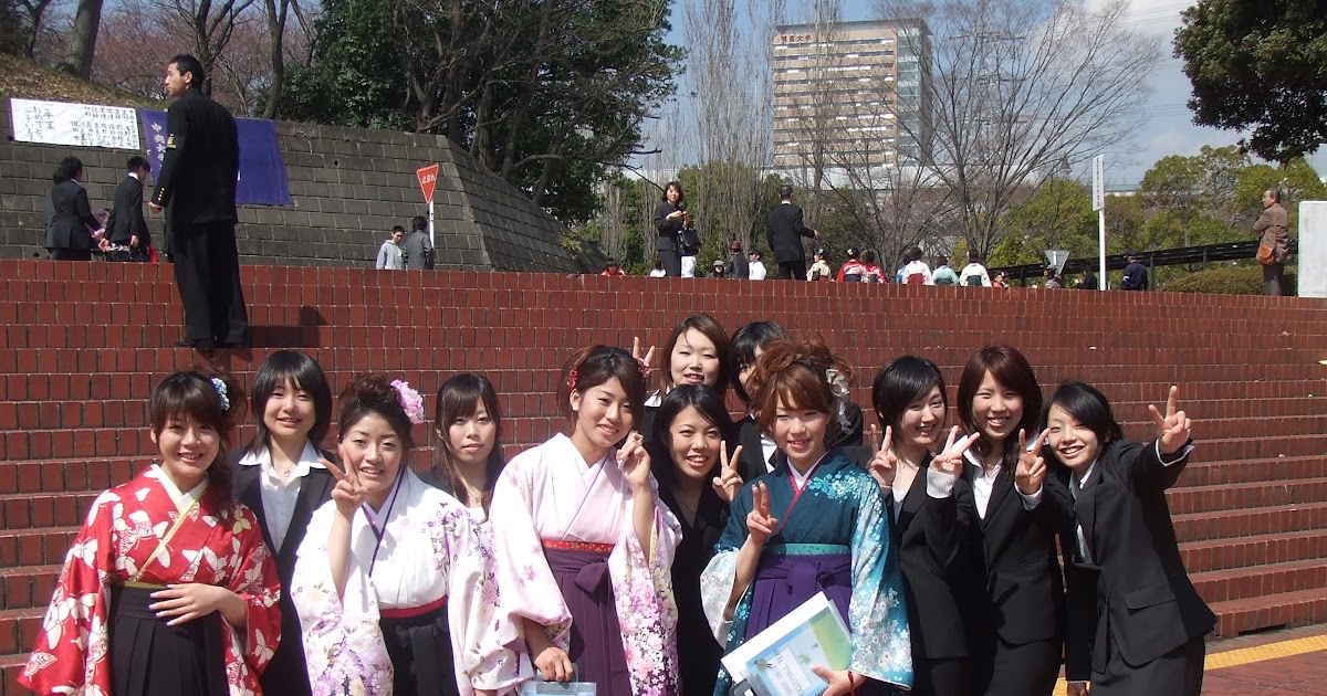 小学生 卒業 式 袴 髪型 画像 Udhyu
