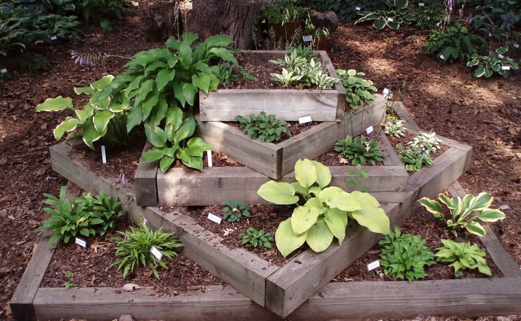 fast design: landscaping with railroad ties for steps