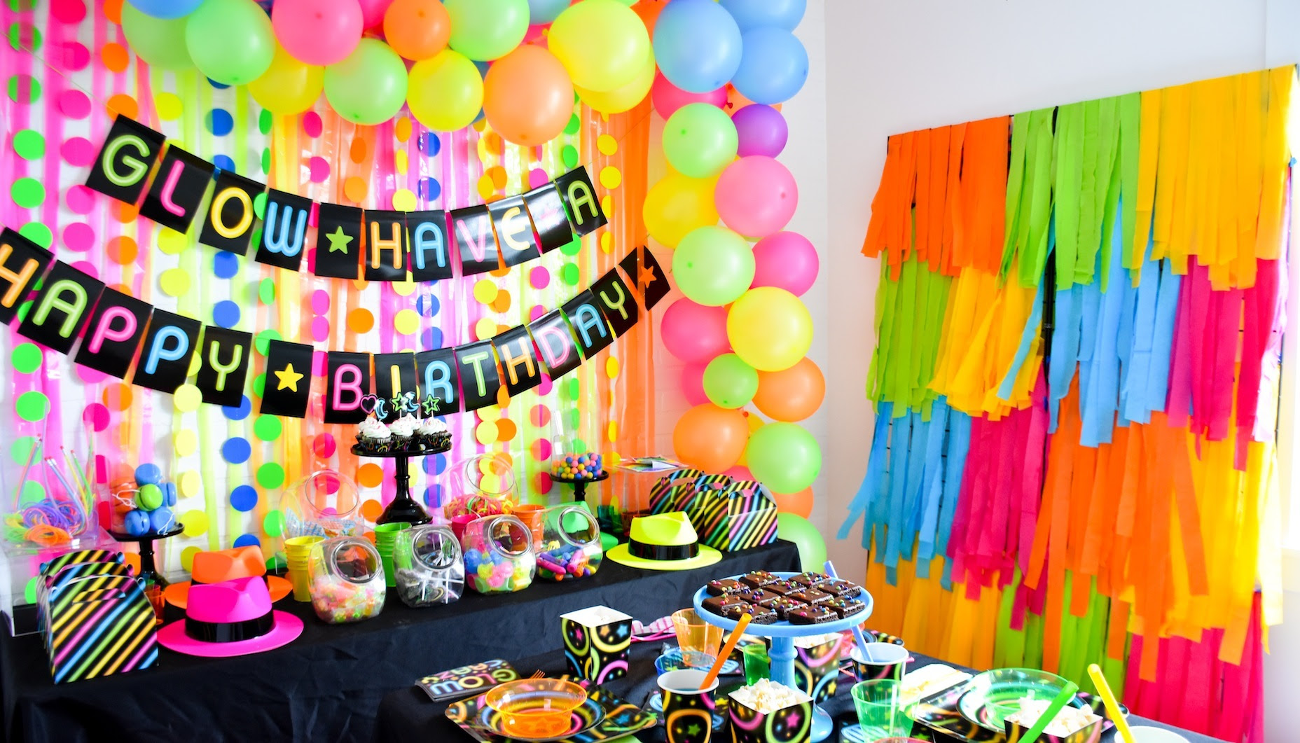 Product title serves 24 dog birthday puppy themed party supplies,. Glow In The Dark Party Ideas Fun365