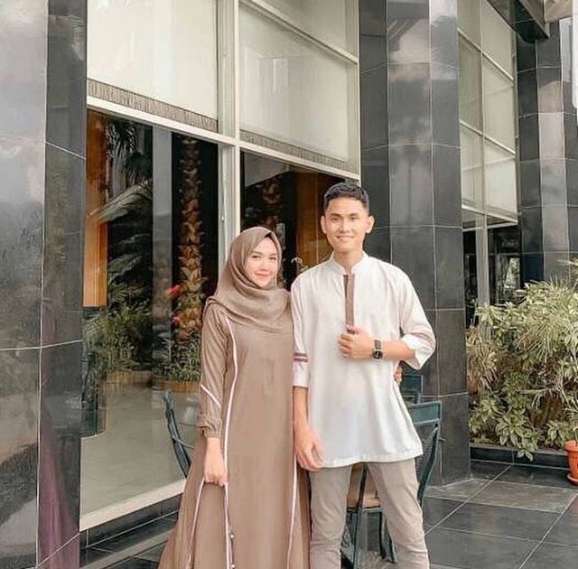  Baju  Couple  Lebaran  2021  BAJUKU