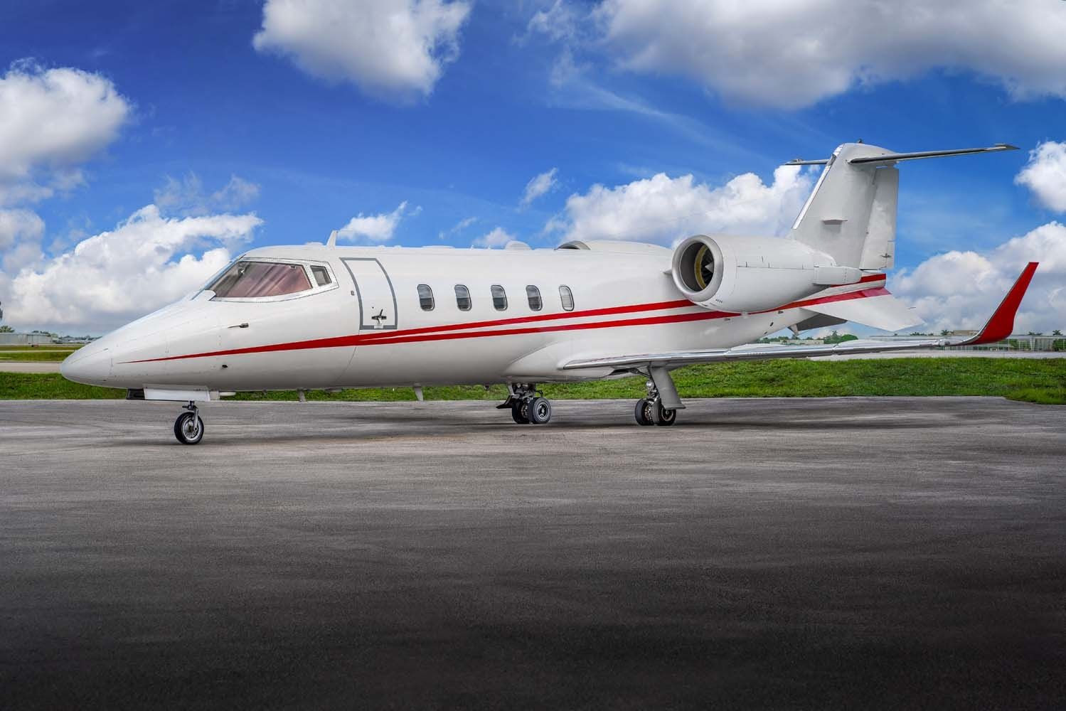 Learjet 60 (Midsize)