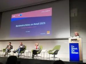 presentación en Esade del Barómetro Retos del Retail 2023