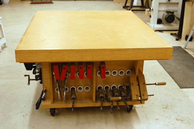 Try wooden working: Great Woodworking assembly table plans