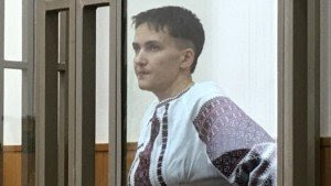 Nadiya_Savchenko_on_trial_in_D.jpg