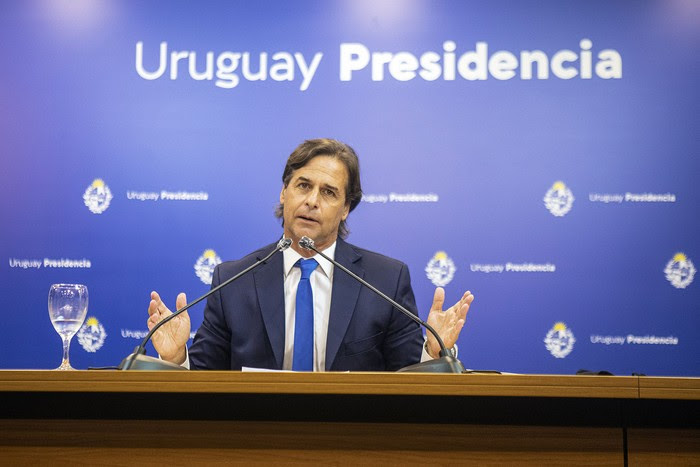 Luis Lacalle Pou en conferencia de prensa, este miércoles, en la Torre Ejecutiva.