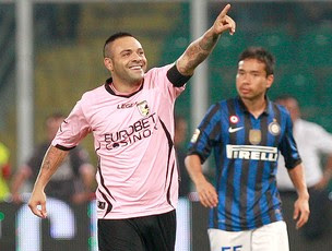 Последние твиты от inter milan (@intermilan). Forlan Marca Mas Romario Italiano Da Vitoria Ao Palermo Sobre O Inter Globoesporte Com