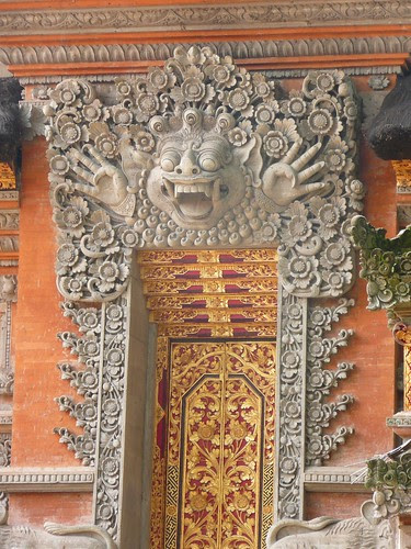 Seni Ukir Mengukir di  Nusantara Art Energic