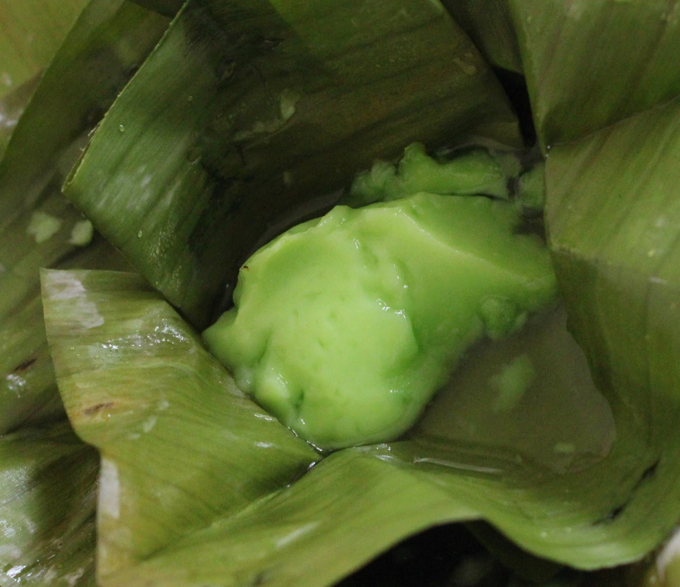 Kuih Hijau Putih - Contoh Ini Itu