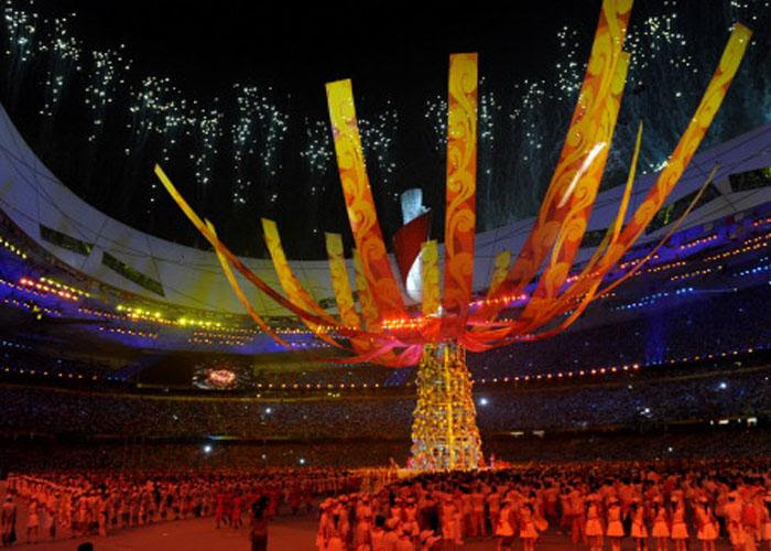 The director for the olympics opening ceremony, comedian kentaro kobayashi, has had his (tw) footage has surfaced of the tokyo olympics opening ceremony director, comedian kentaro. The Best Olympic Closing Ceremony Moments In History Tnt Magazine