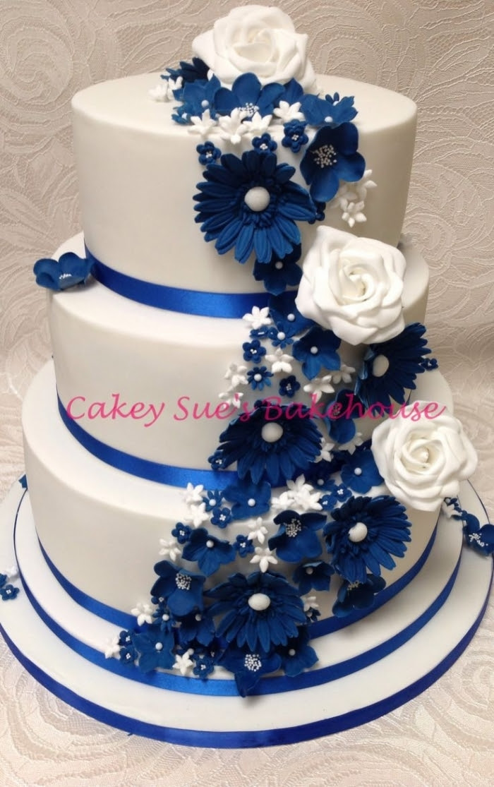 Bleu Et Gateaux De Mariage Noir