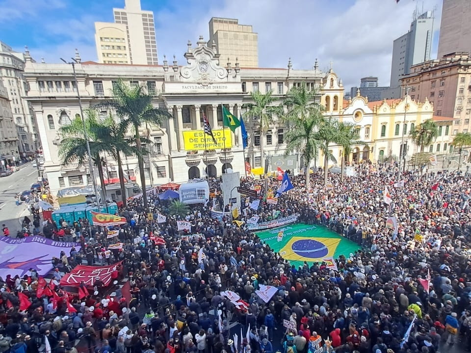 11 de Agosto une gerações, revive Diretas Já e será o novo divisor de águas