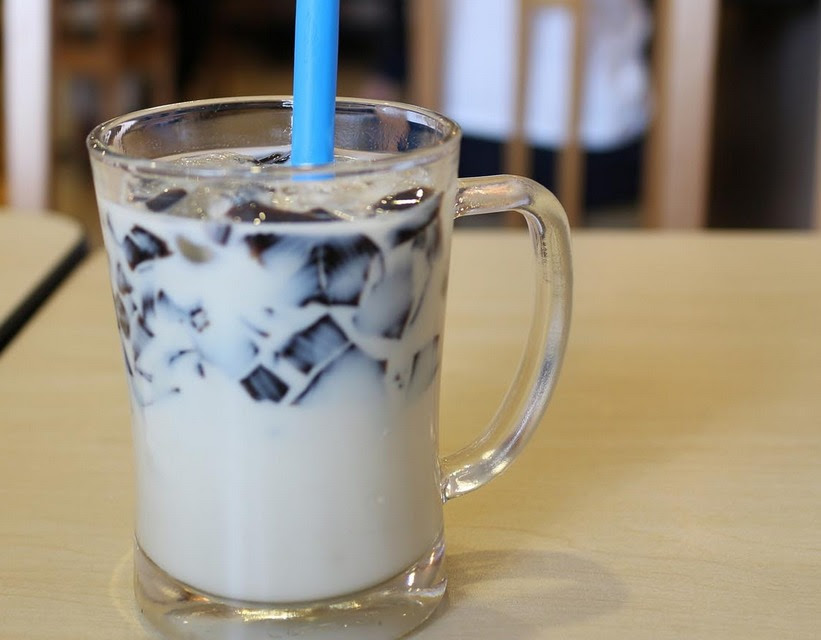 Pagi ini kelihatan cerah, tidak ada mendung. Resep Es Cincau Hitam Serut Yang Mudah Dan Enak
